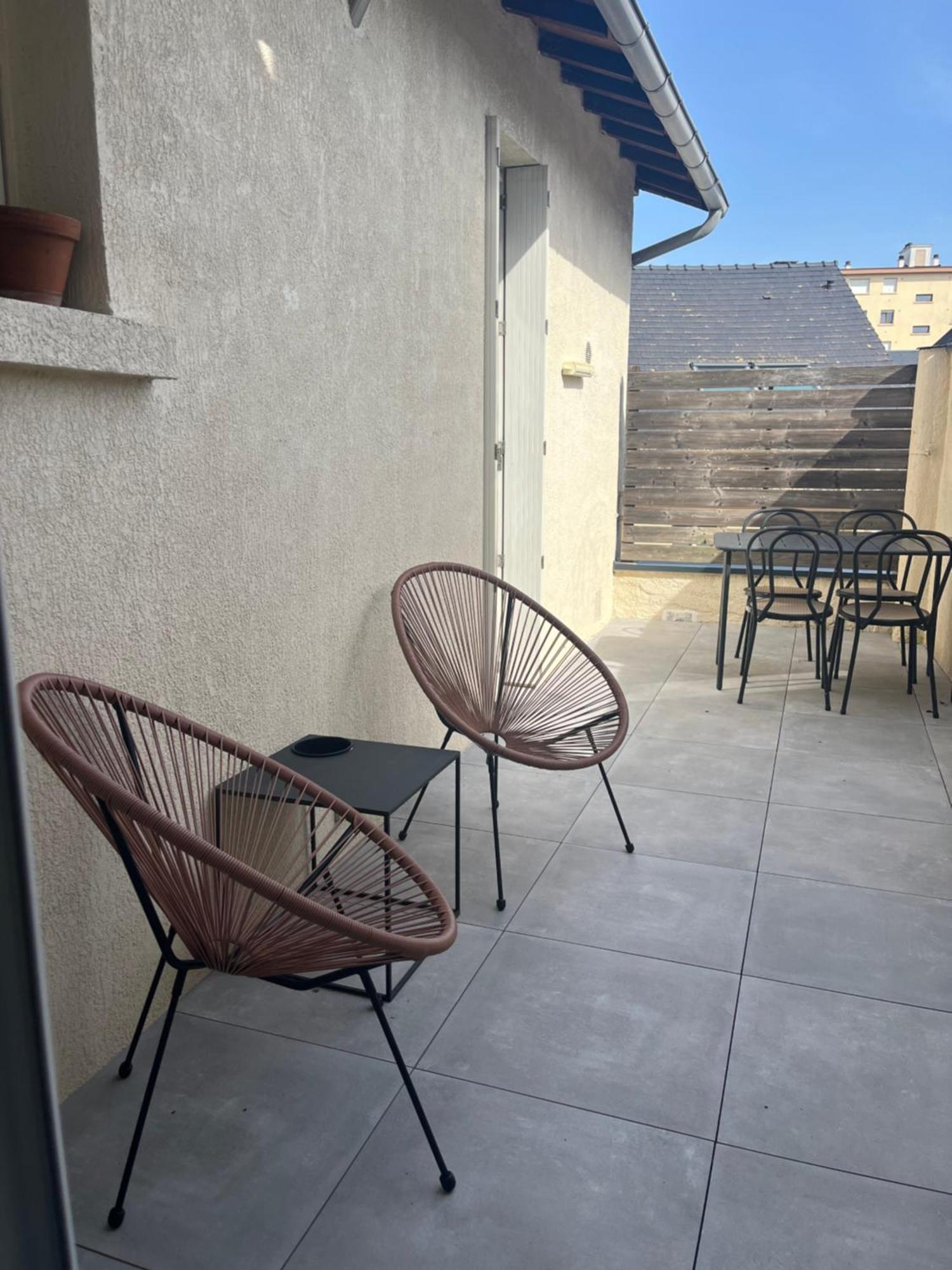 Duplex De Charme En Centre Ville Avec Terrasse Brive-la-Gaillarde Exterior foto